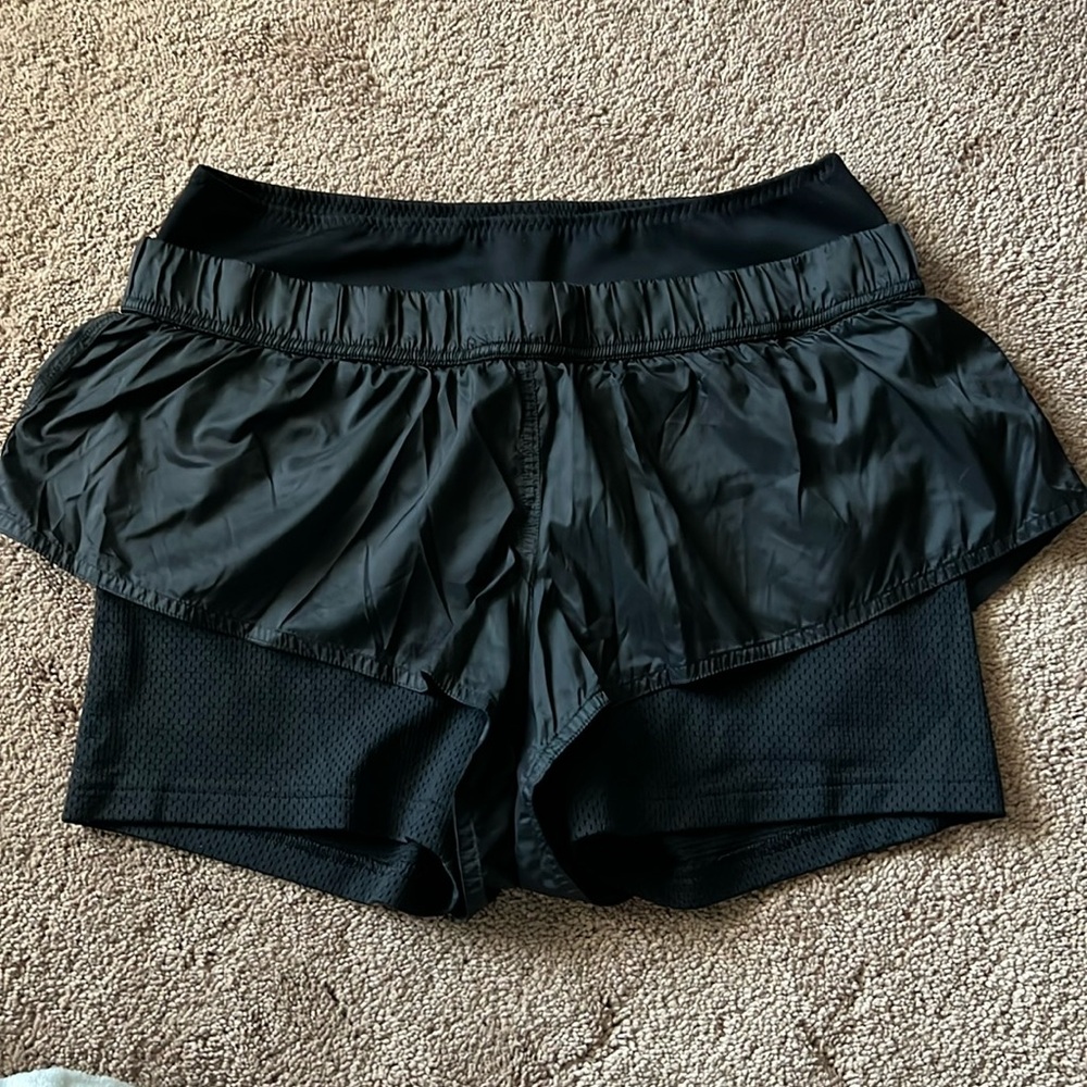 Stella McCartney Adidas brand. Size Medium. Excellent preloved condition